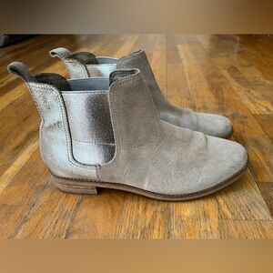 Toms Tan Suede and Silver Chelsea Ankle Boots